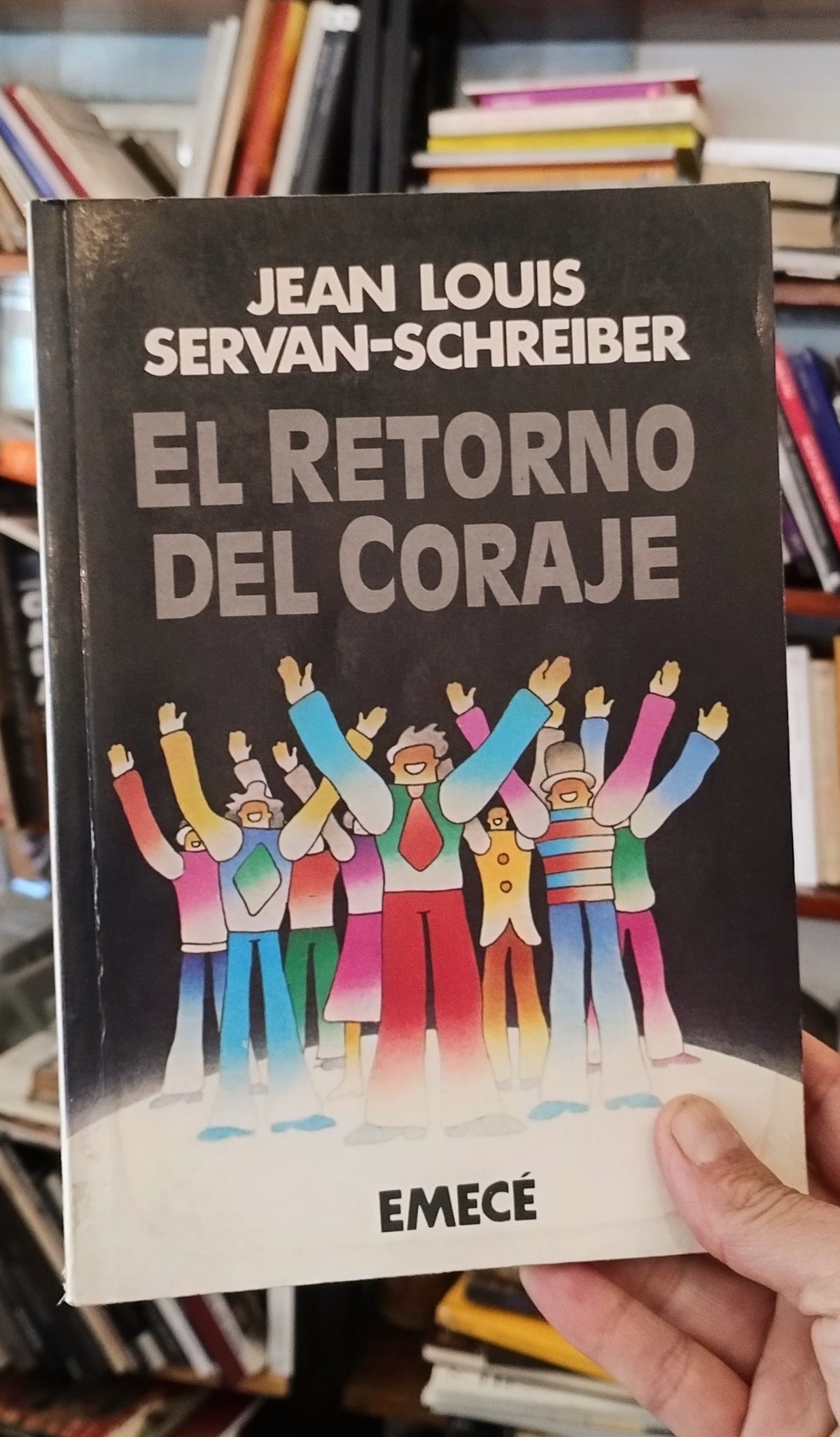 El retorno del coraje. Libro rescatado del incendio