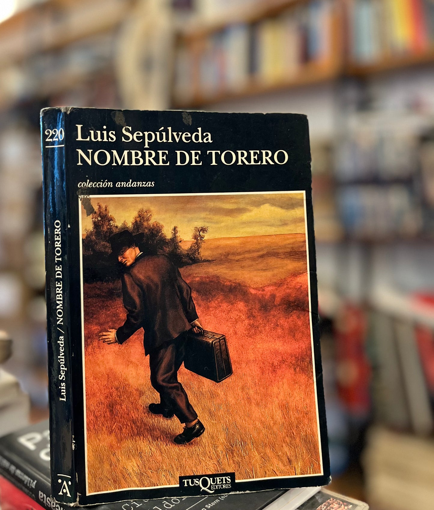 Nombre de torero. Libro rescatado del incendio