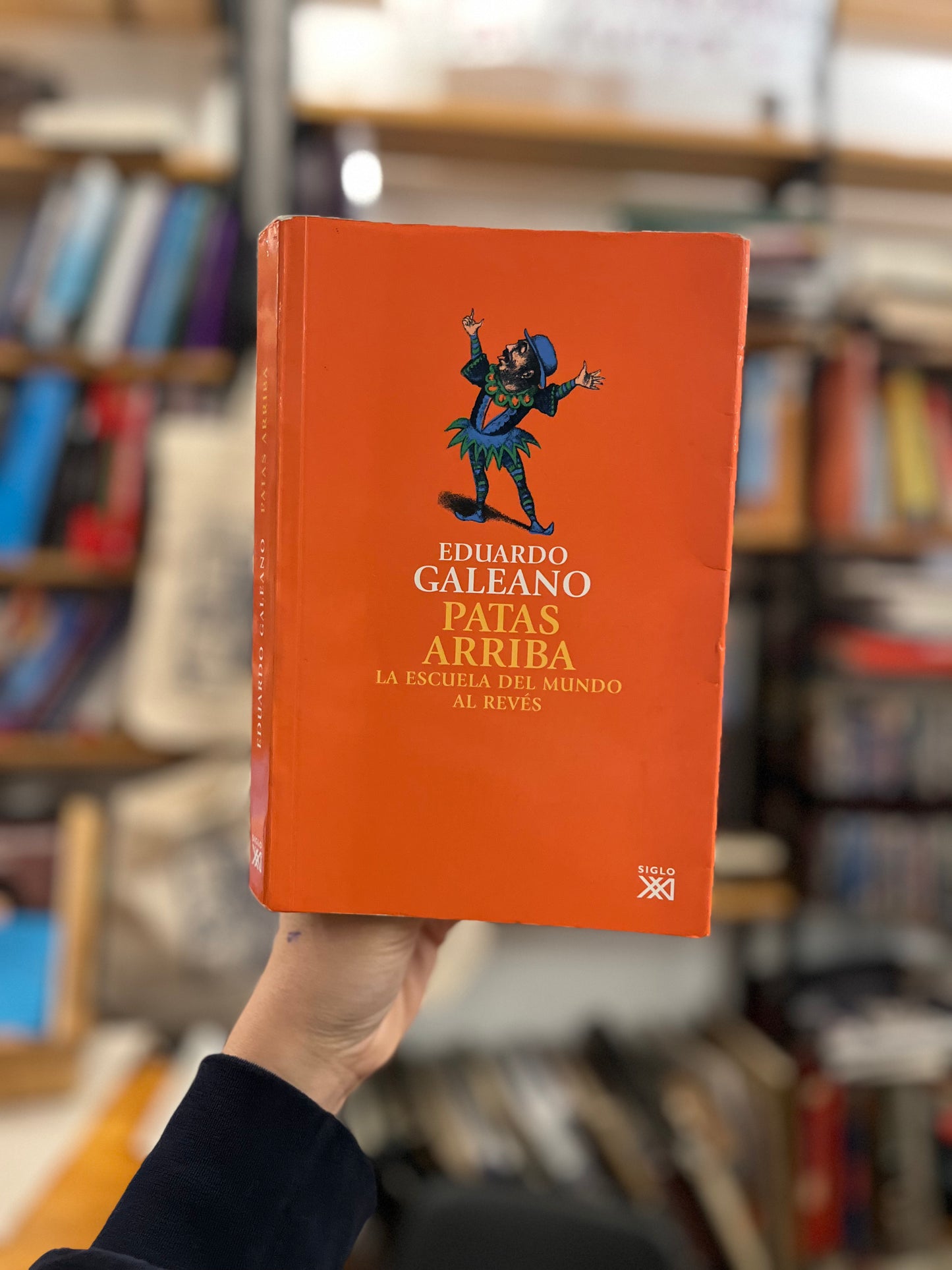 Patas arriba. La escuela del mundo al revés