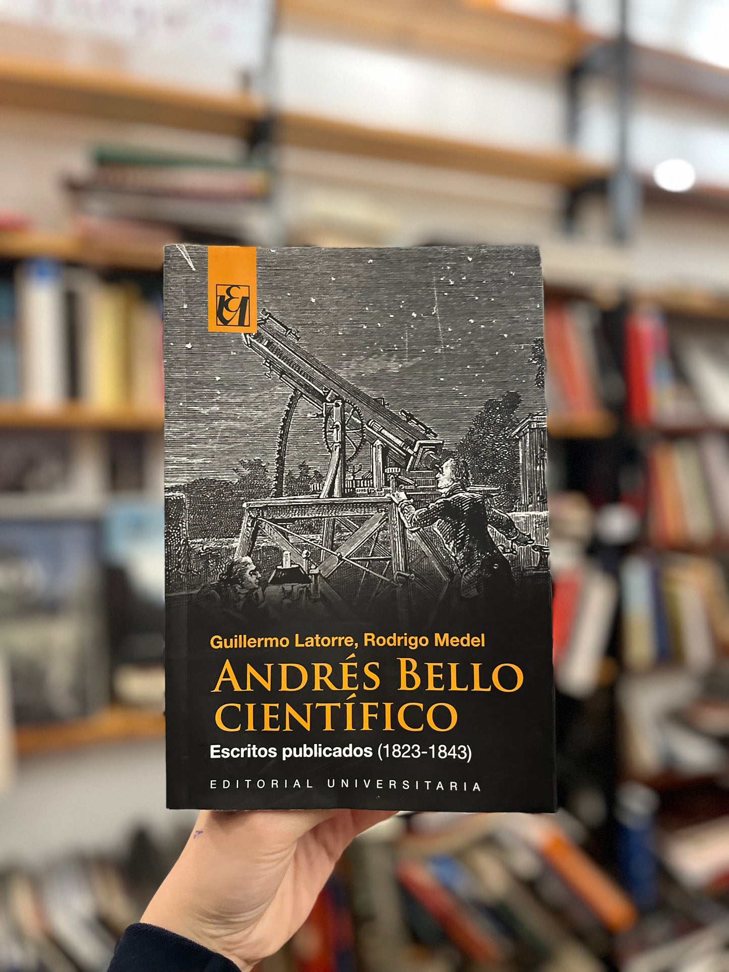 Andrés bello científico Libro rescatado del incendio