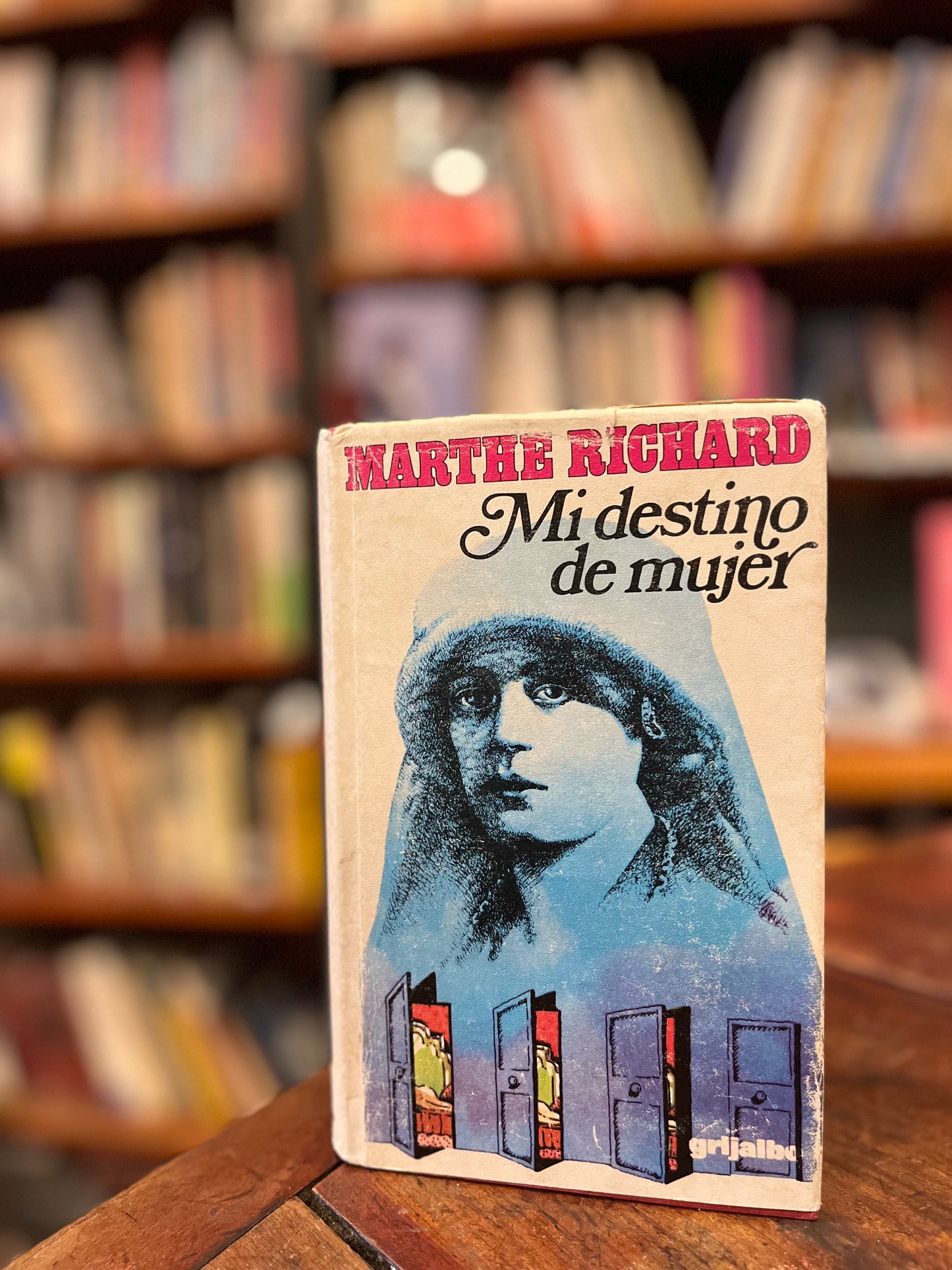 Mi destino de mujer. Biografía primera aviadora