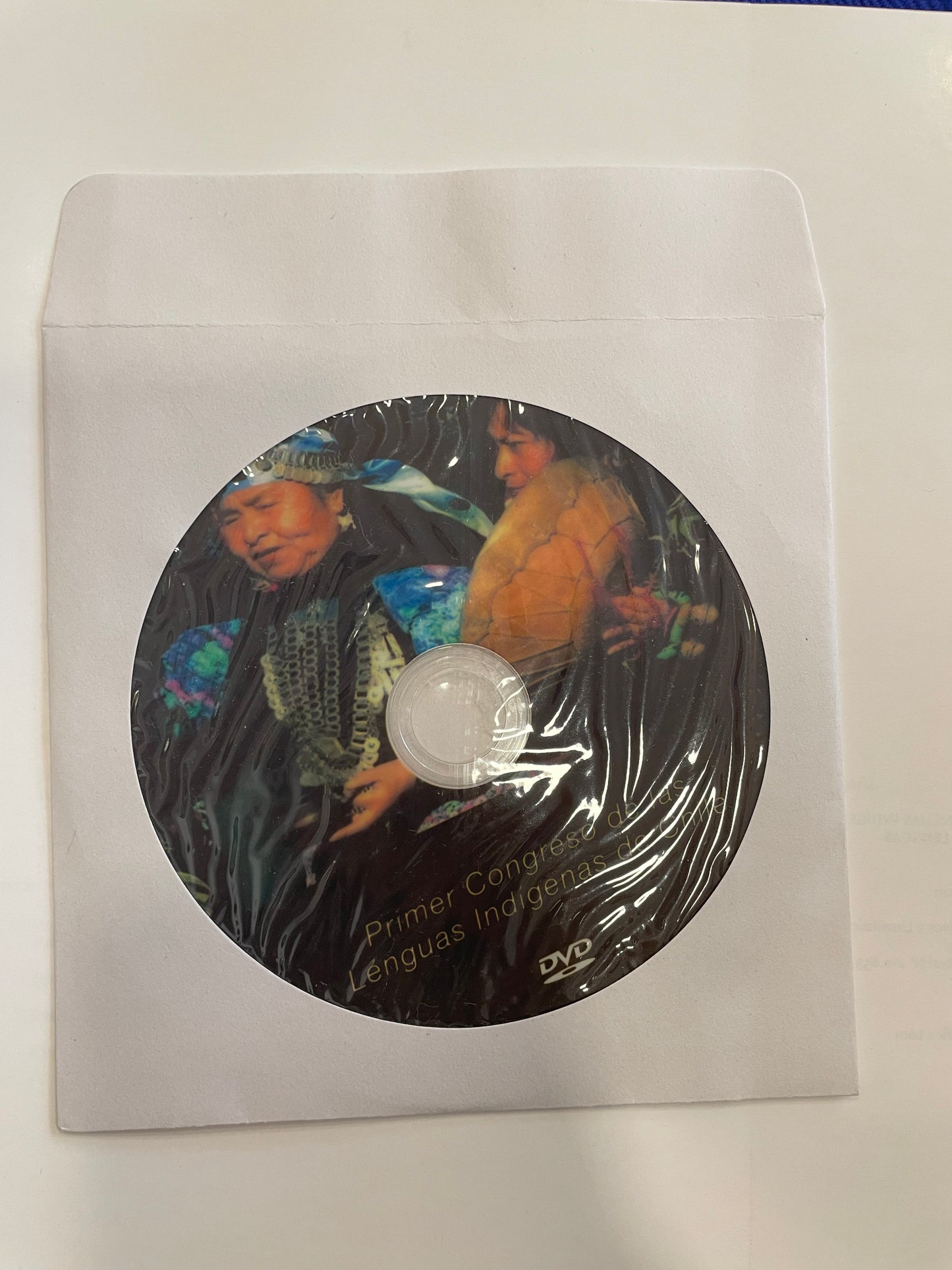 Yo hablo, yo aprendo lenguas indígenas. Memoria del primer congreso de lenguas indígenas de Chile