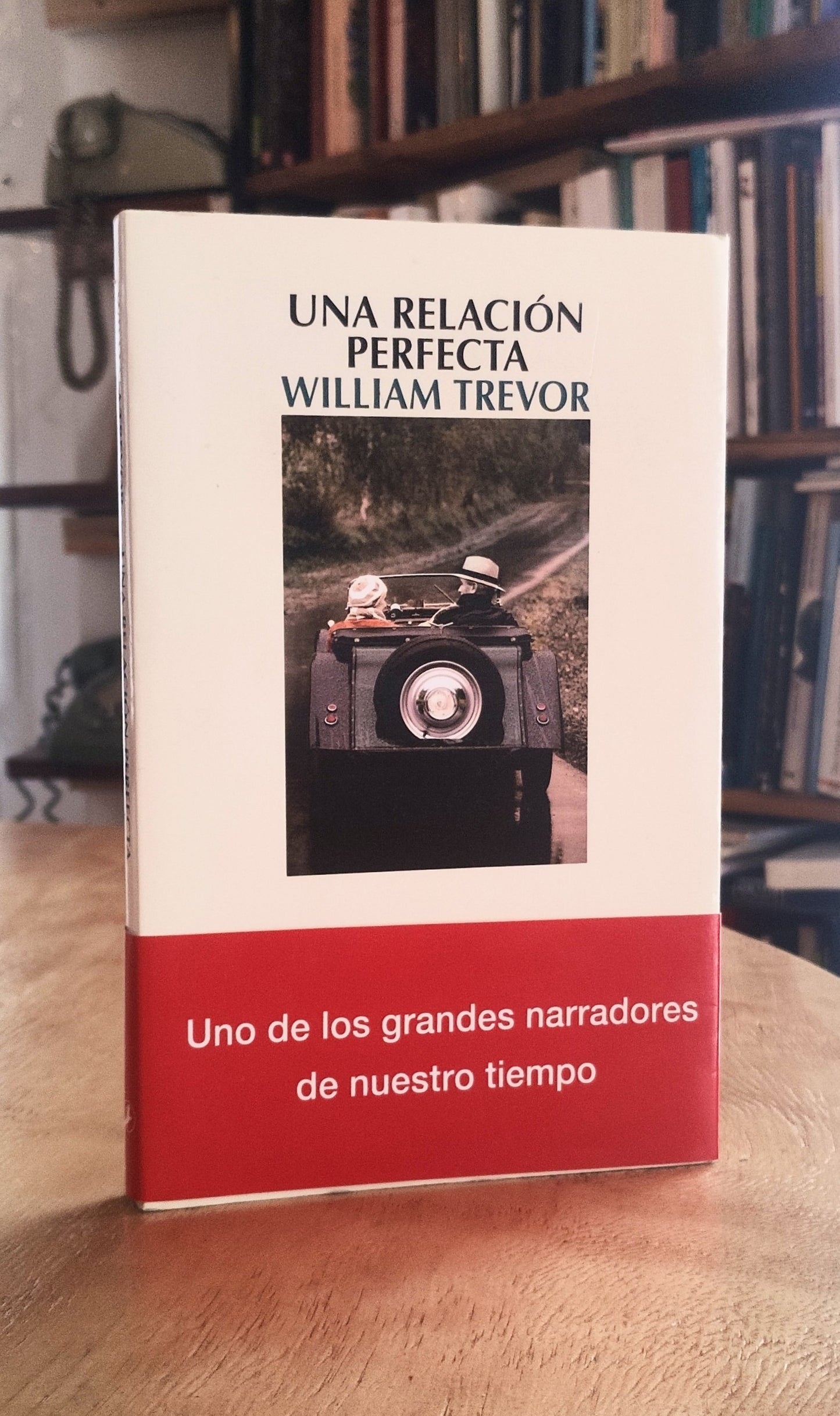 Una relación perfecta. Libro rescatado del incendio