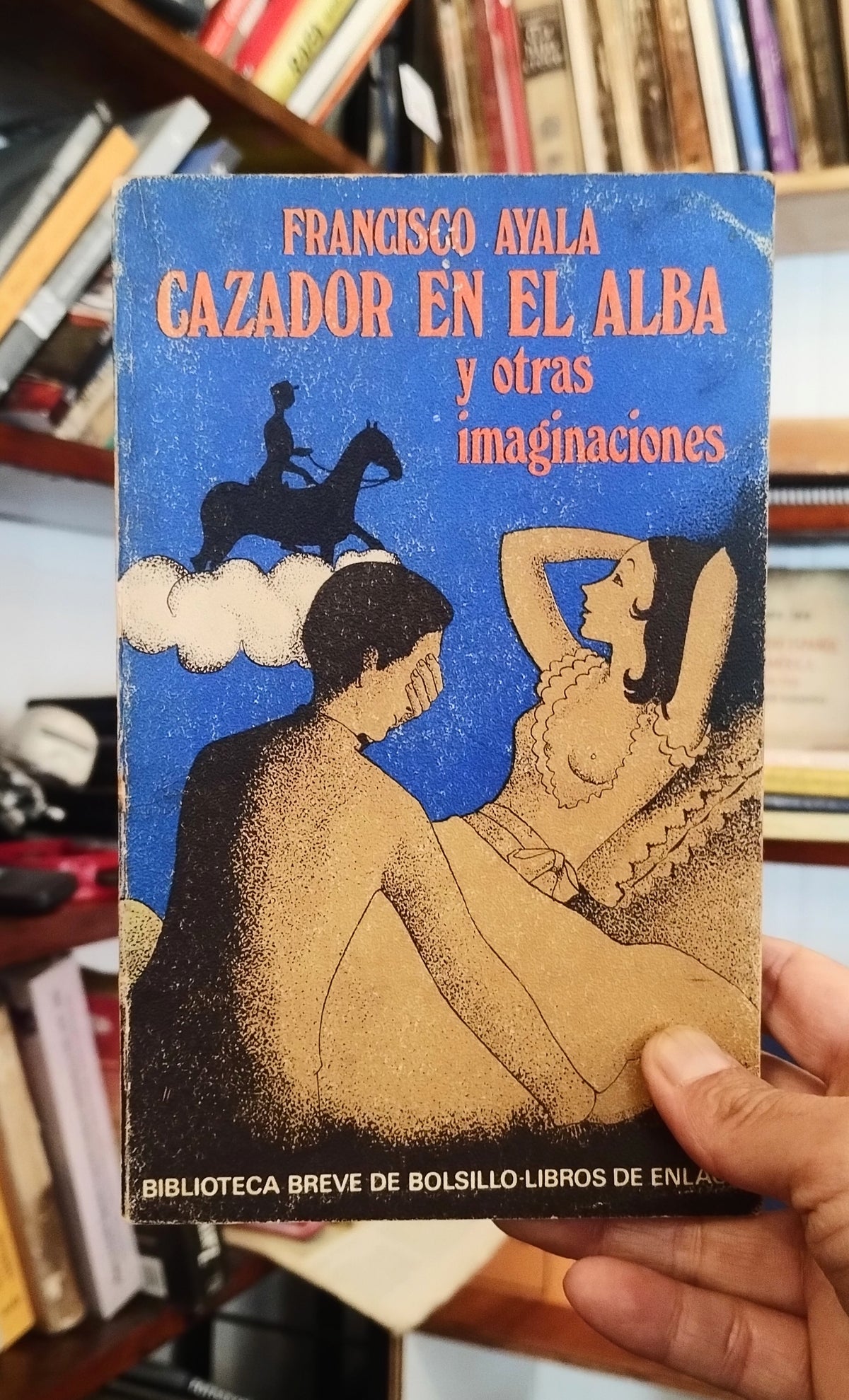 Cazador en el alba y otras imaginaciones. Libro rescatado del incendio
