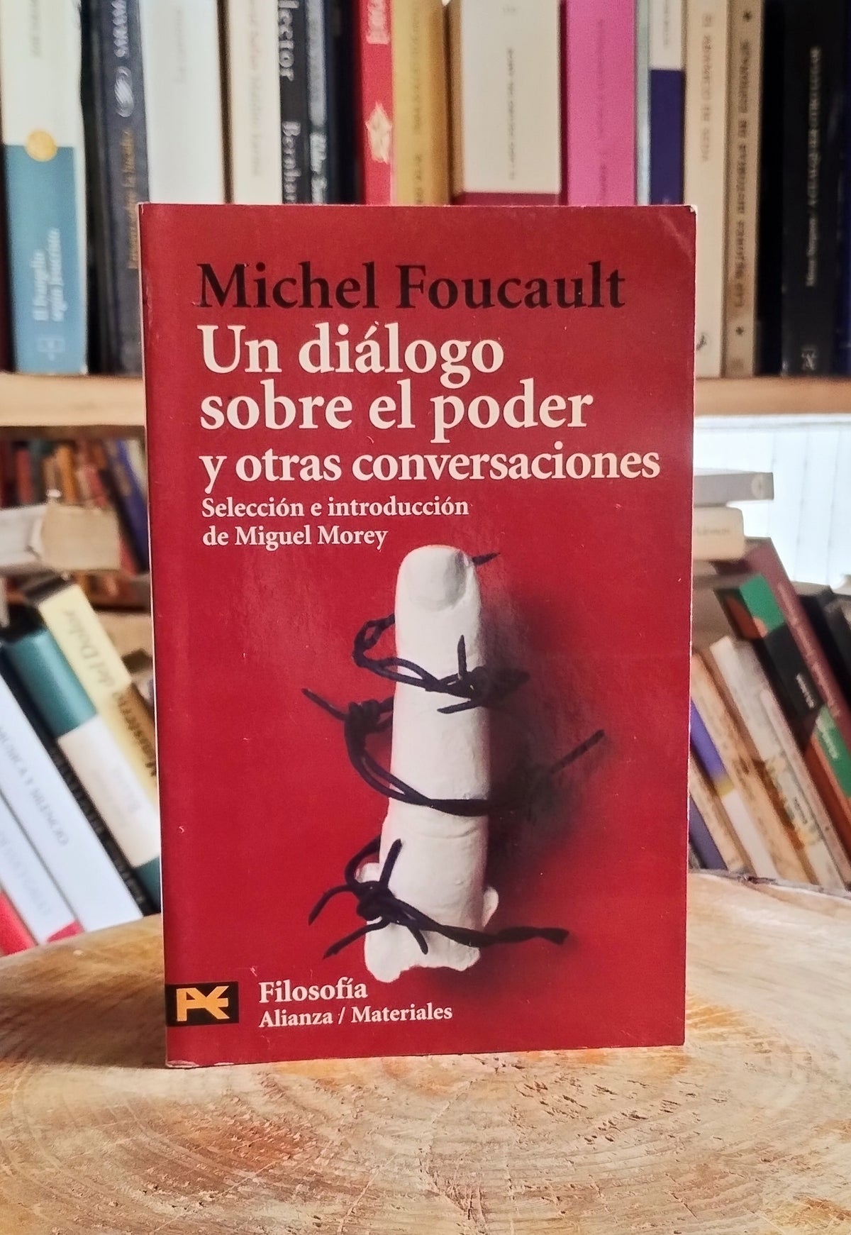 Un diálogo sobre el poder y otras conversaciones