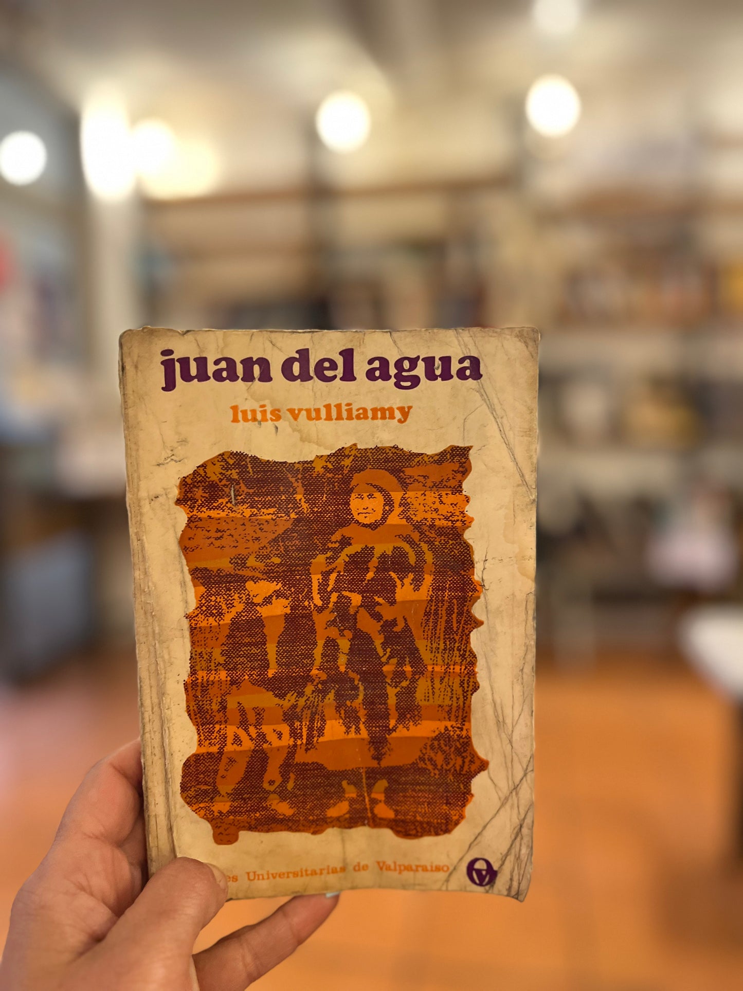 Juan del agua. Libro rescatado del incendio