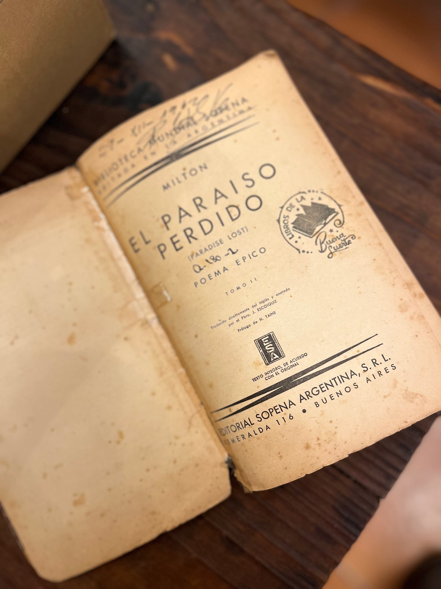 Paraíso perdido tomo 2. Libro rescatado del incendio.