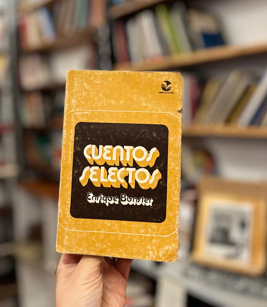 Cuentos selectos Enrique Bunster. Libro rescatado del incendio