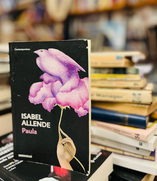 Paula. Libro rescatado del incendio.