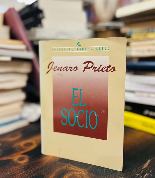 El Socio Libro rescatado del incendio