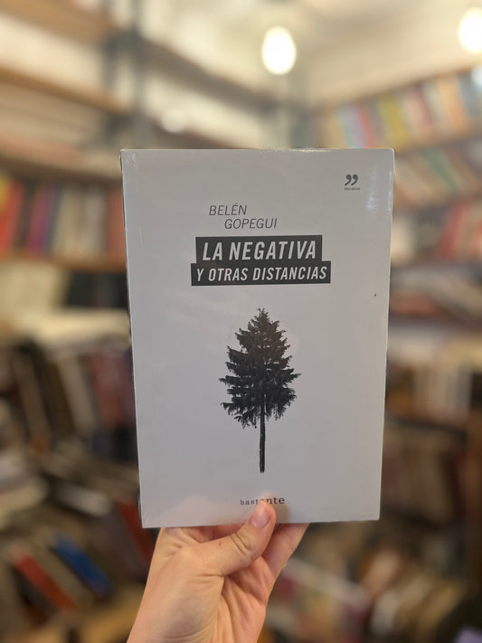 La negativa y otras distancias