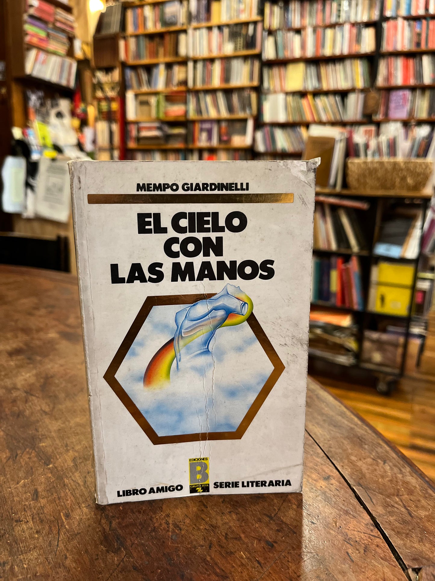 El cielo con las manos