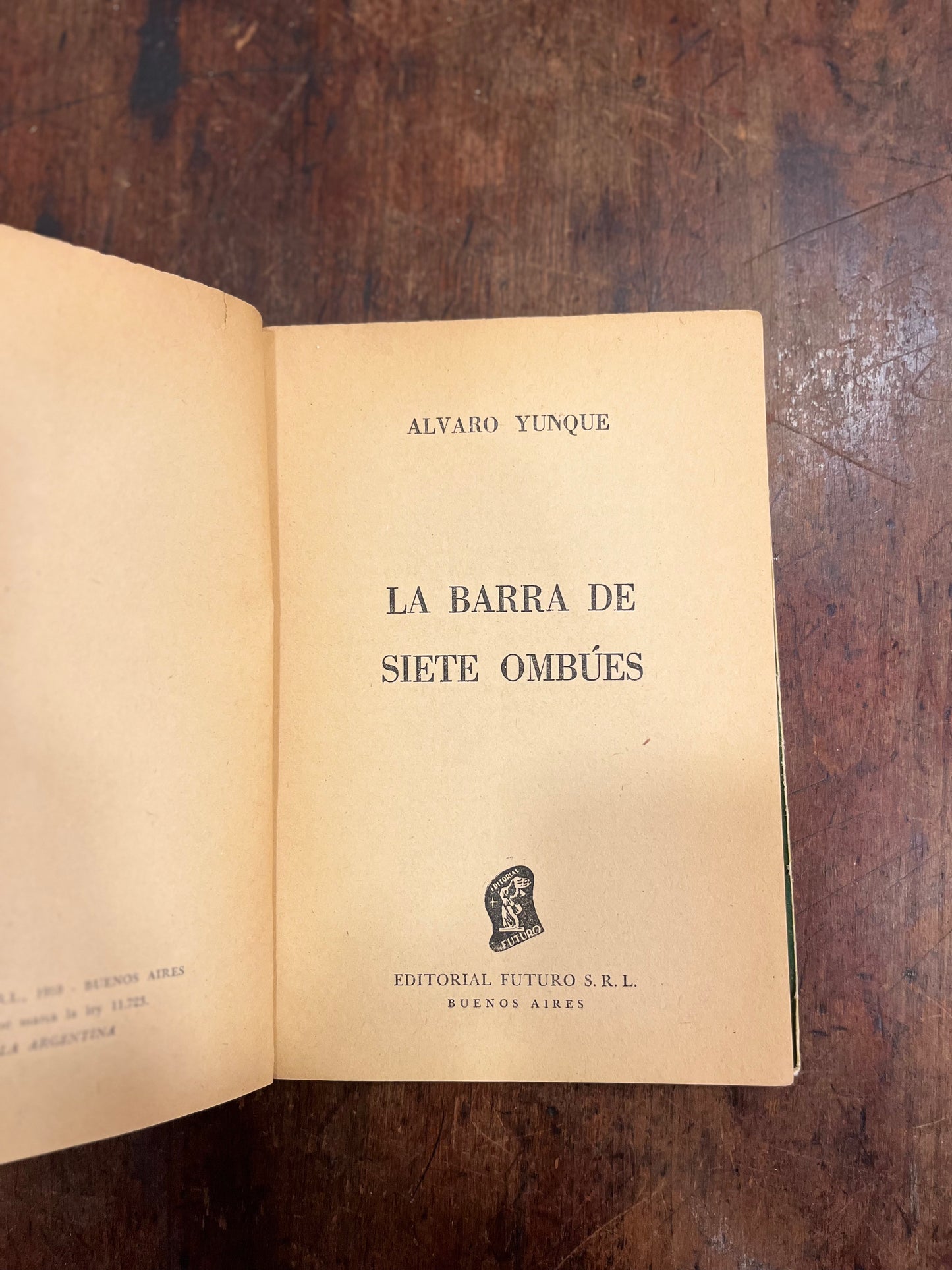La barra de los siete ombues