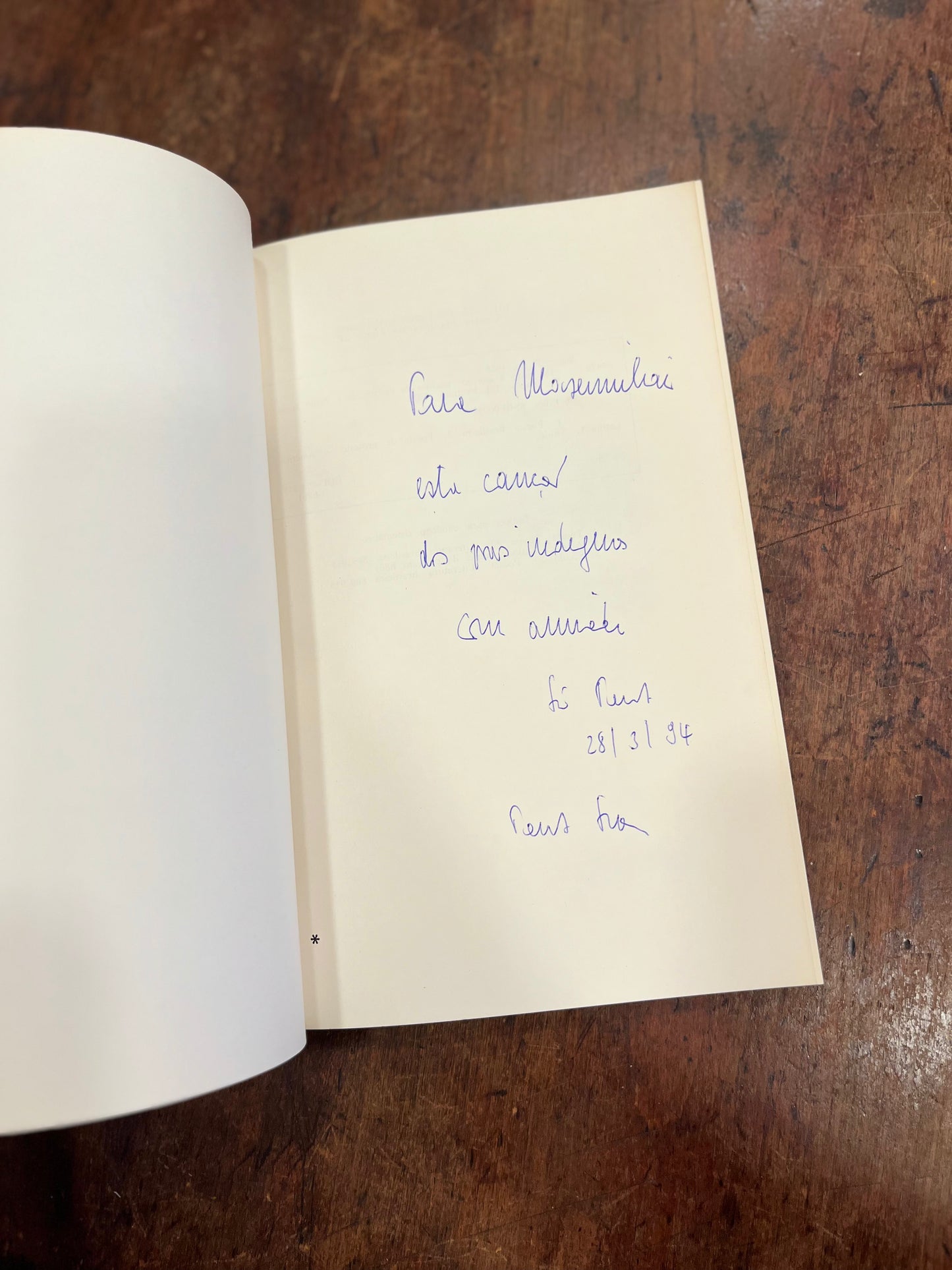 Do Grito a cancao. Poemas de resistencia
