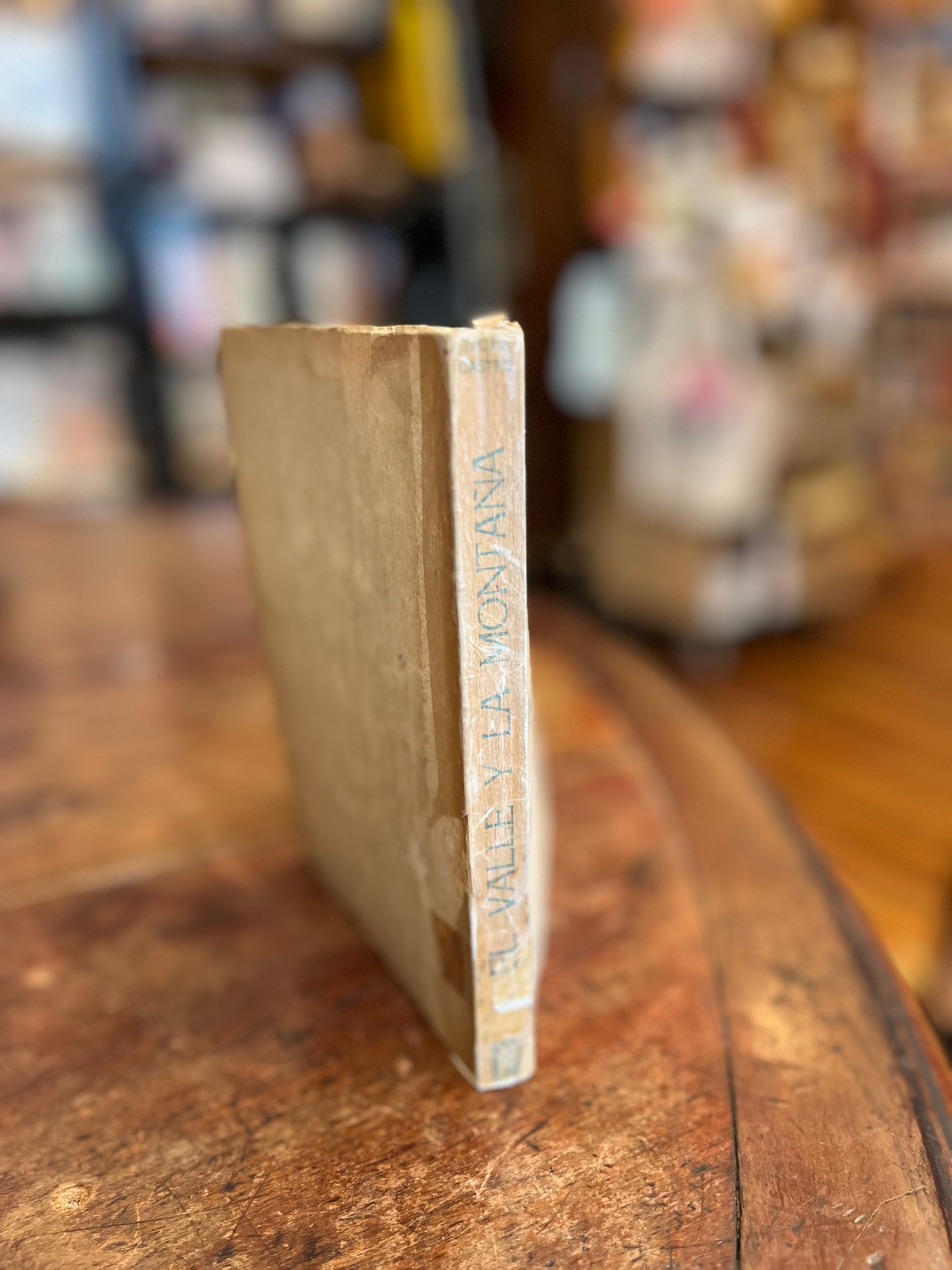 El valle y la montaña