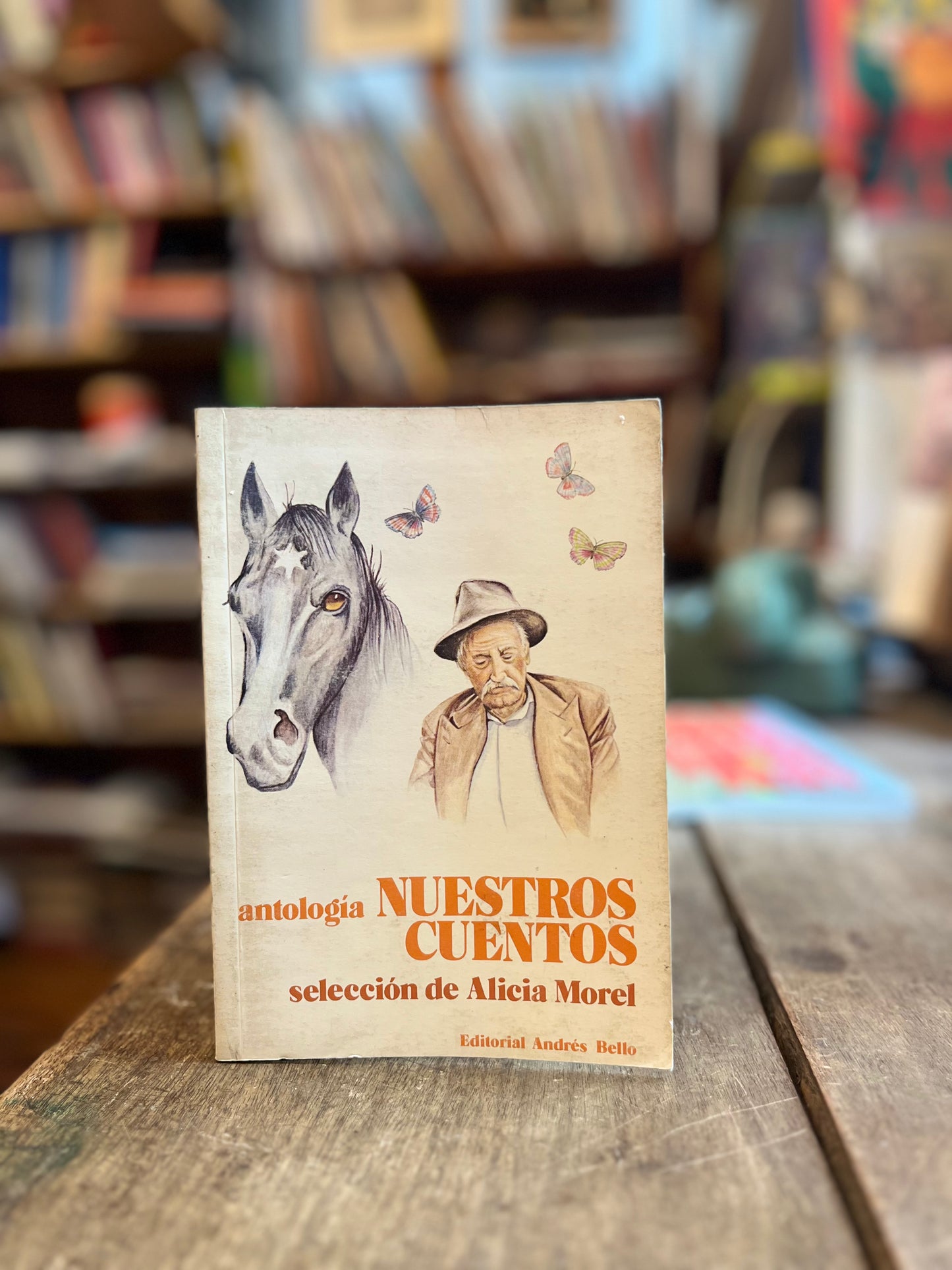 Nuestros cuentos. Antología de Alicia Morel