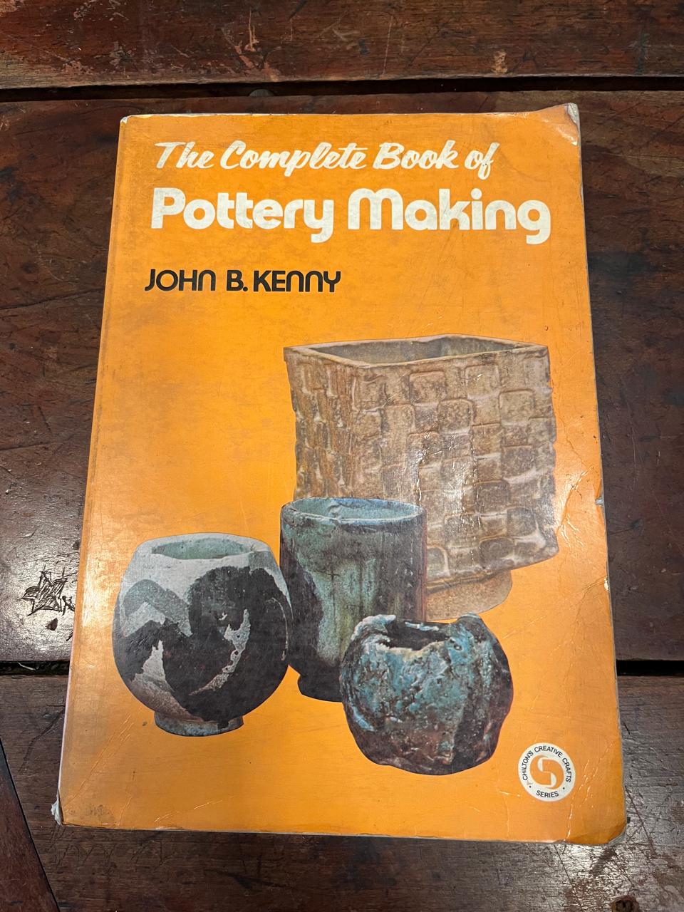 The complete book of pottery making